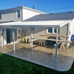 teton_patio_cover_with_flat_roof_panels_08